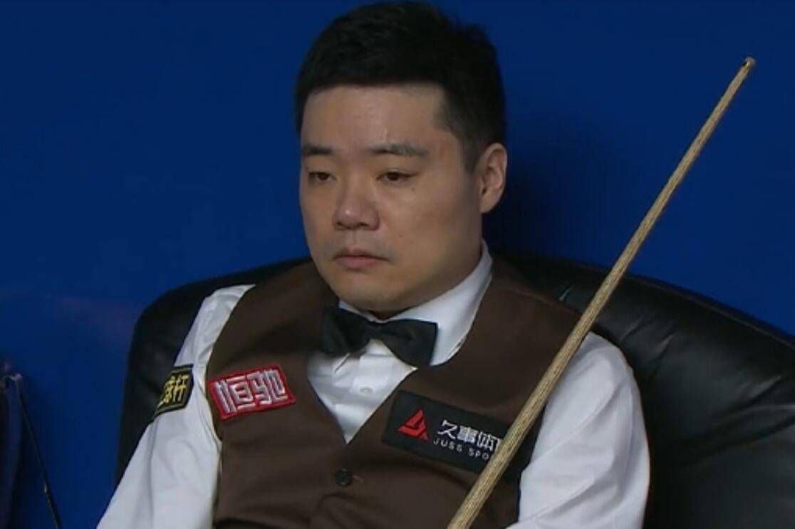 被男狂揉吃奶胸60分钟视频